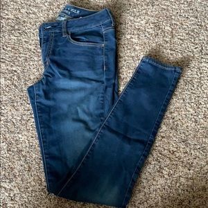 American Eagle Super-Super Stretch Jegging
